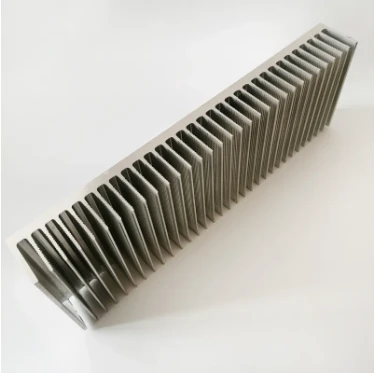 Dissipateur de chaleur en aluminium fabriqué